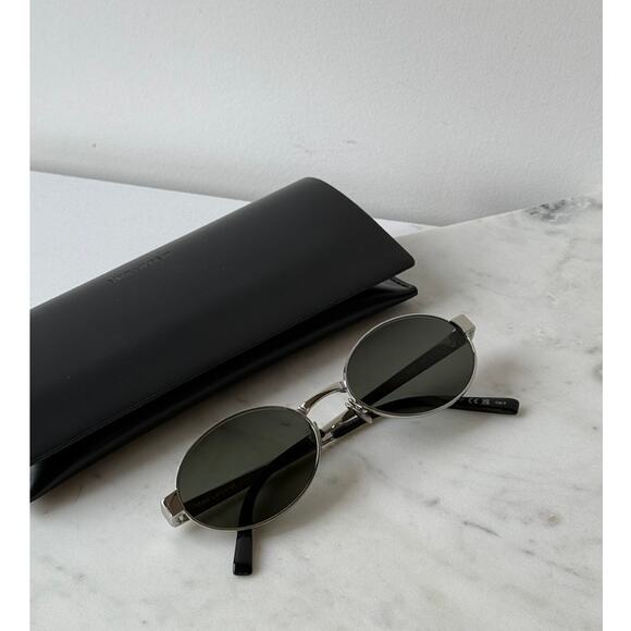 NEW Saint Laurent SL692 Oval Metal Sunglasses in Silver - Picture 1 of 6
